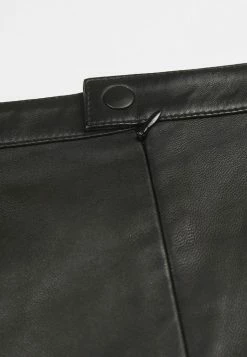 Bolongaro Trevor Sandra Leather Mini Skirt - Black -Max Factor Shop 299c7f8306a74da8be025e12c55275e2