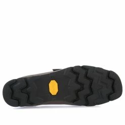 Men's Clarks Originals Wallabee GORE-TEX Leather Shoes in olive -Max Factor Shop 3c97d10d96774d99b485d0662bf18cdb