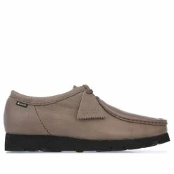 Men's Clarks Originals Wallabee GORE-TEX Leather Shoes in olive