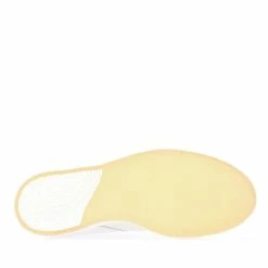 Men's Clarks Originals Tormatch Leather Trainer in White 9 Men's Clarks Originals Tormatch Leather Trainer in White -Max Factor Shop 8239806833f244f4b1fbdb14d9991a52