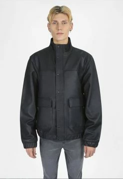 Bolongaro Trevor Longline Zip Through Leather Bomber In Black