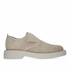 Men's Clarks Originals Mileno London Suede Shoes in Sand