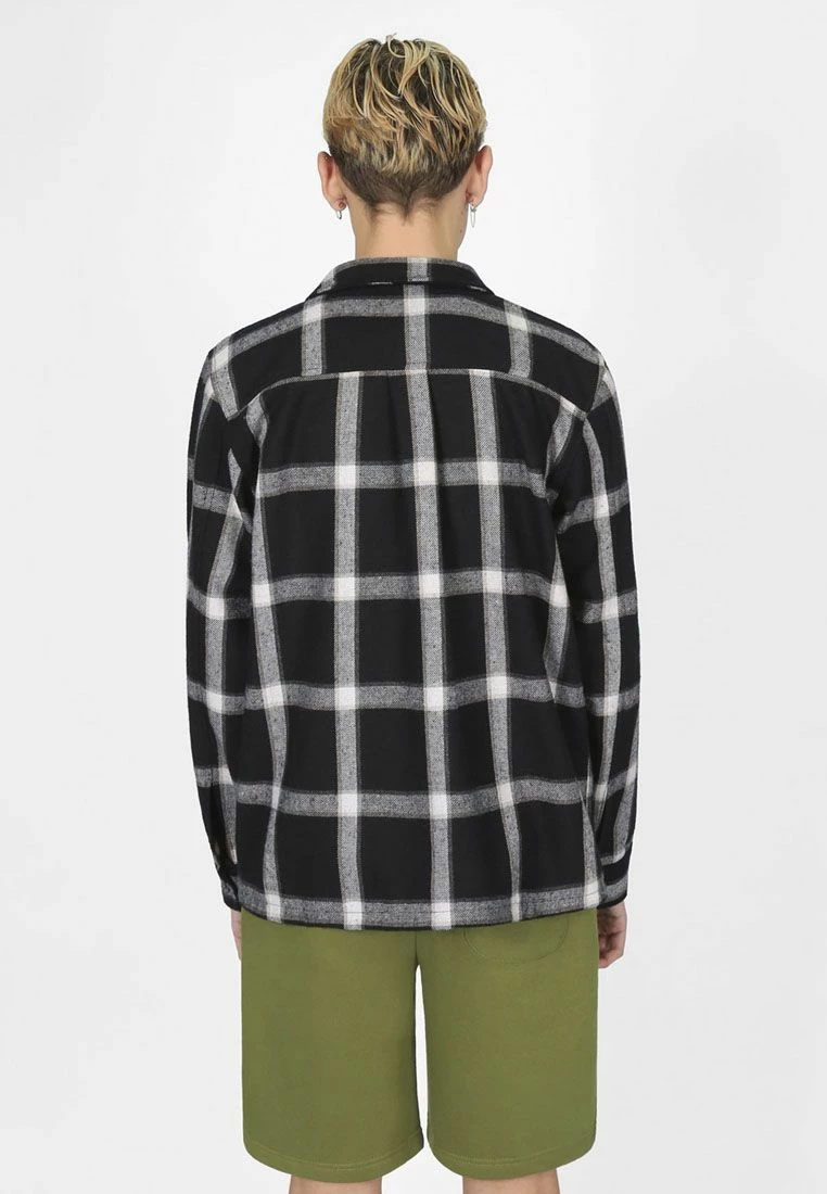 Bolongaro Trevor Shirt In Black And White Check 2 Bolongaro Trevor Shirt In Black And White Check - Image 2